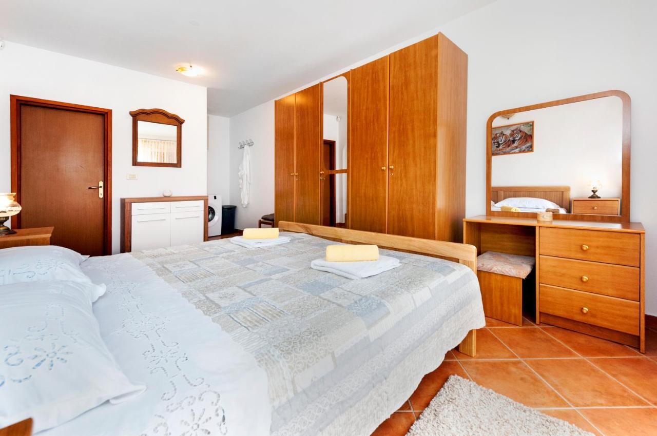 House Ulika Apartment Bale Exterior photo